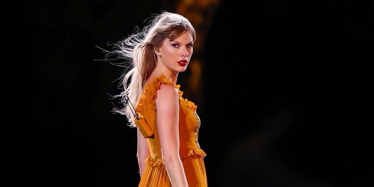Taylor Swift 'too locked in' on Chiefs to do Super Bowl halftime