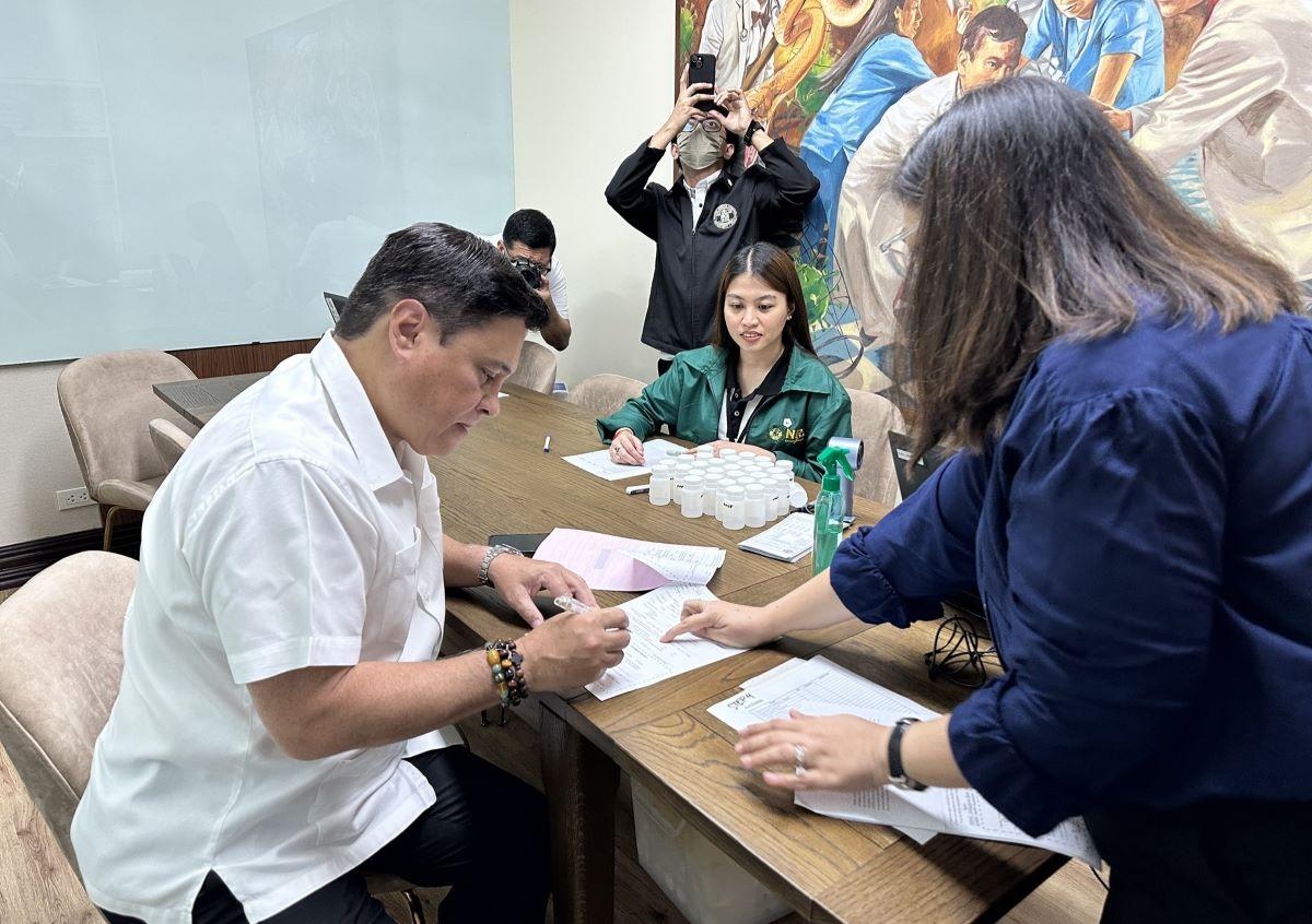 Zubiri, staff undergo drug test