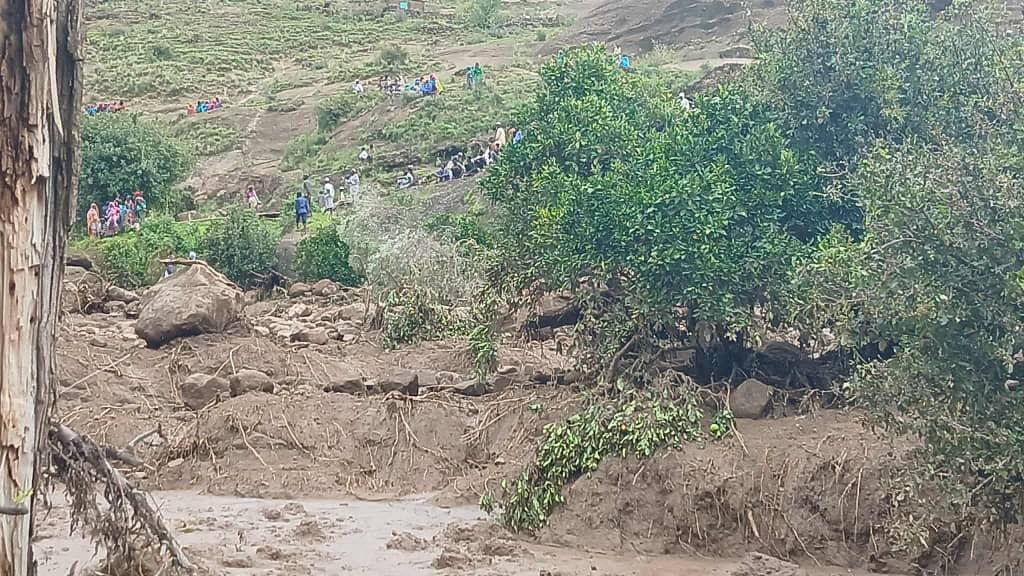 Plea for help after landslide wipes out Sudan village, kills 1,000