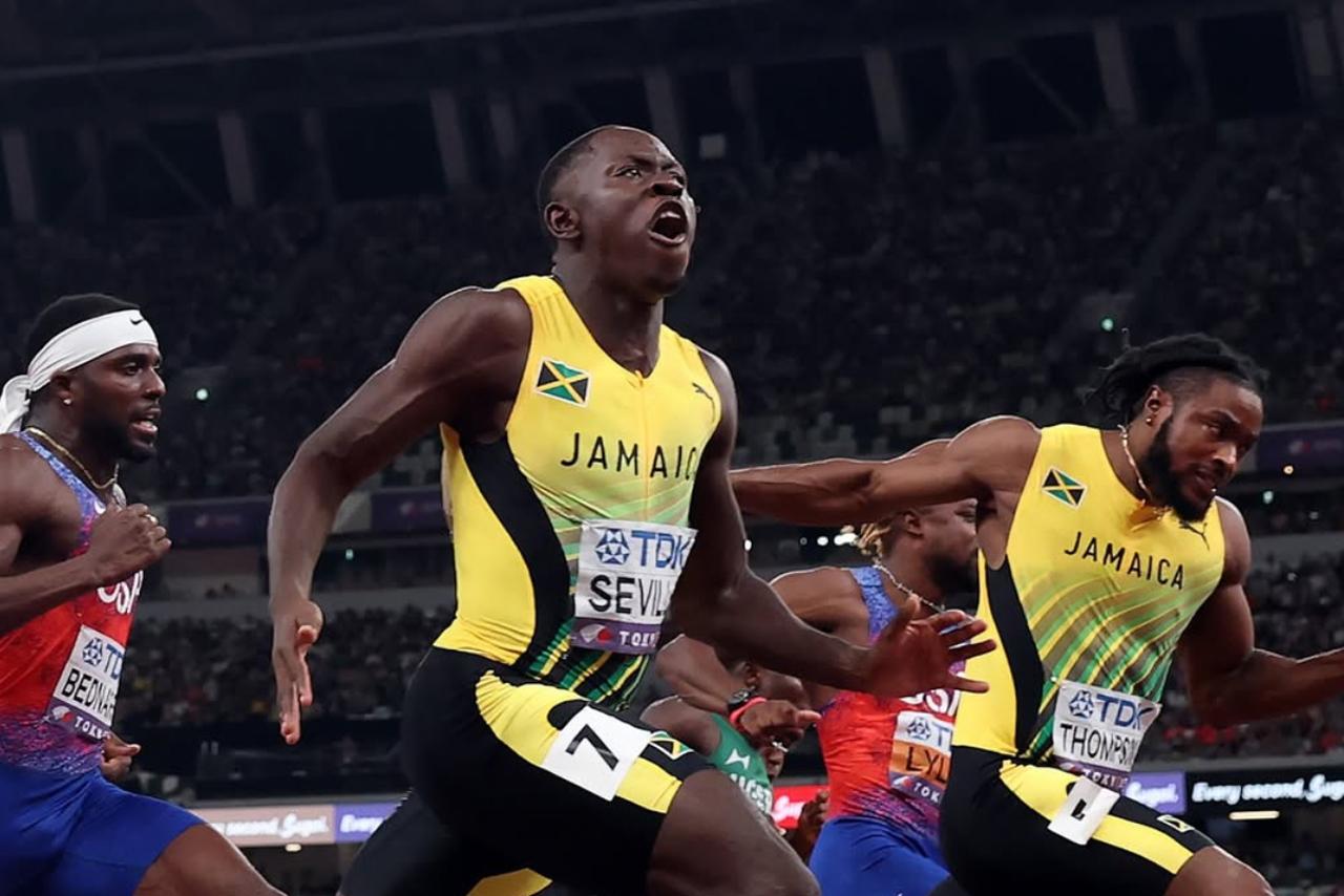 Champions toppled in 100-meter race at worlds