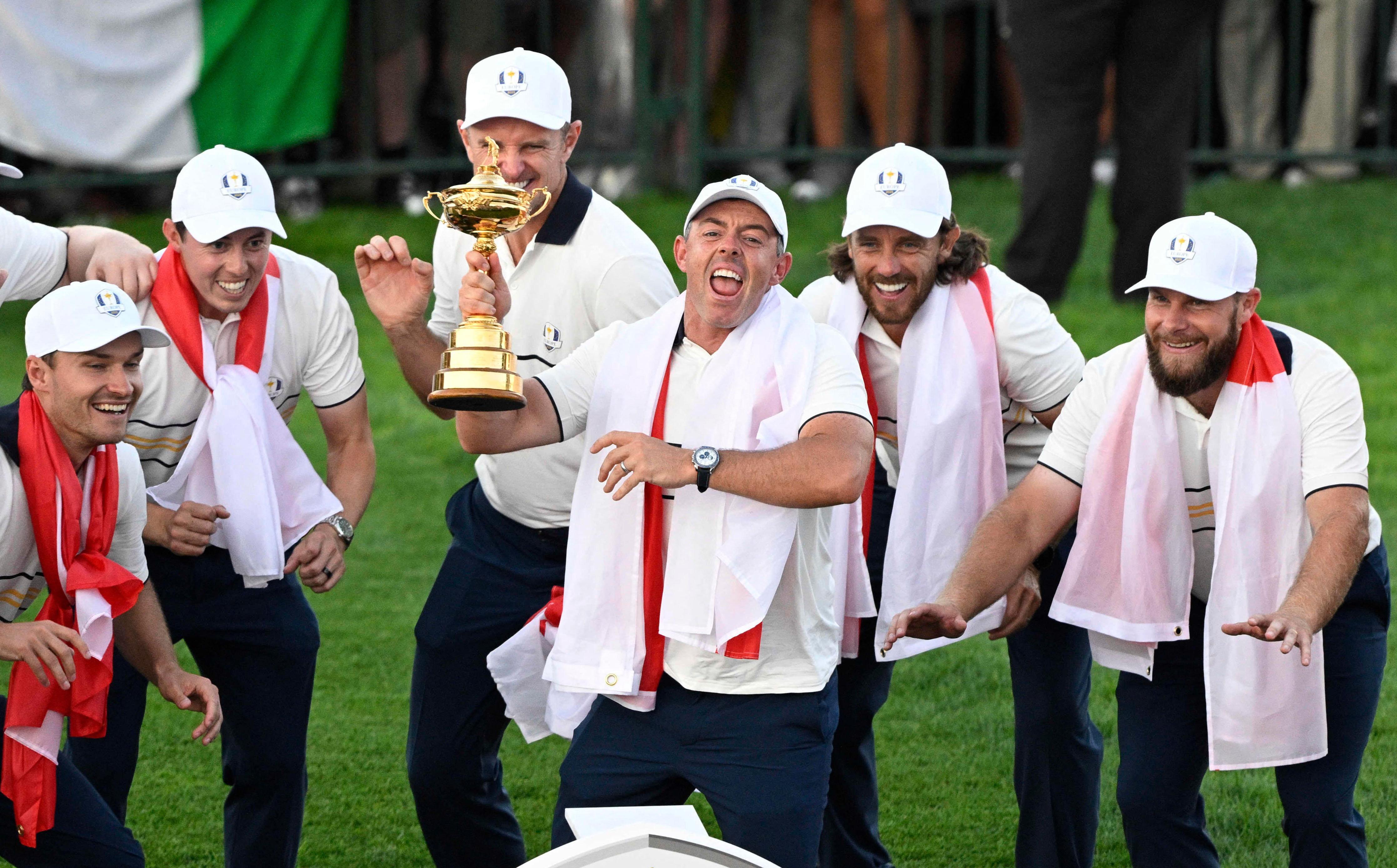 Europe hold off furious US charge to win Ryder Cup