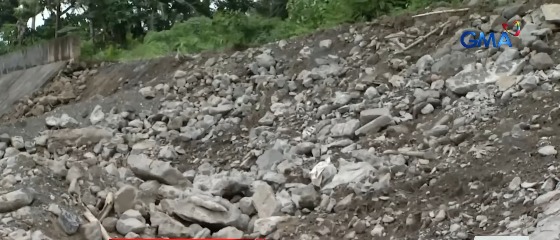 Albay village flooded as portion of riprap collapsed amid Kristine onslaught