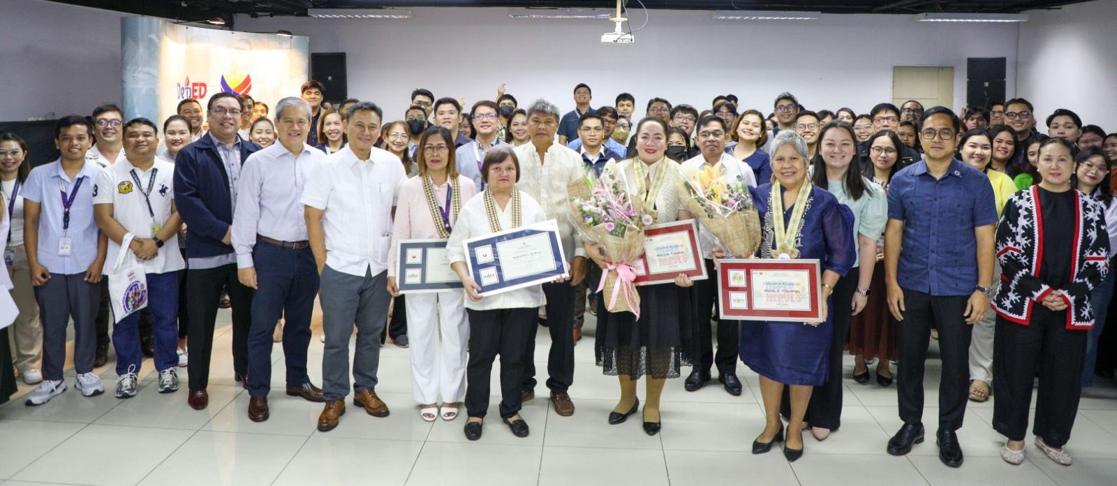 DepEd honors cancer warrior, ALS innovator