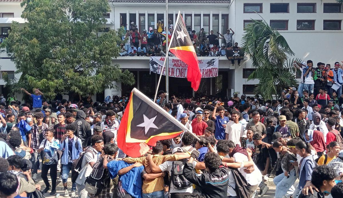 Timor-Leste scraps lifetime pensions after protests