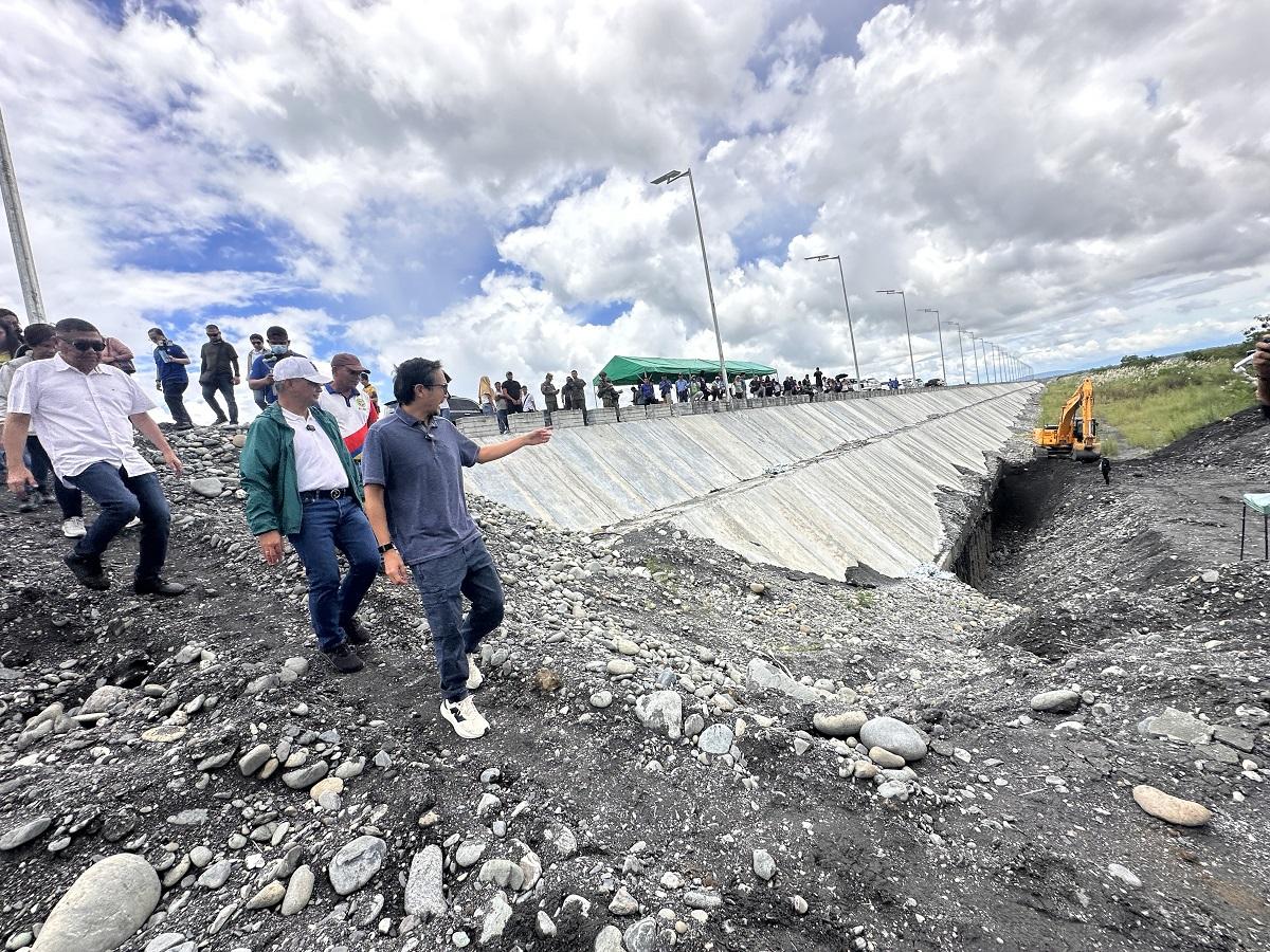 DPWH to sue execs, contractors linked to Oriental Mindoro flood control anomalies