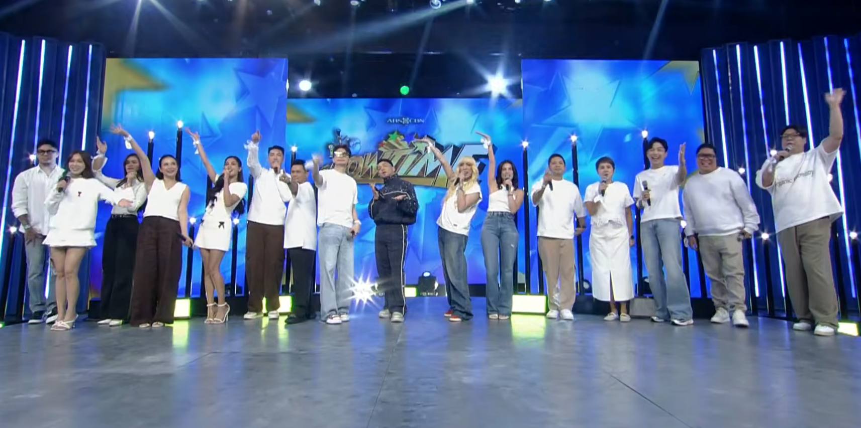‘It’s Showtime’: Vice Ganda, Anne Curtis, other hosts wear white outfits, ribbons on-air