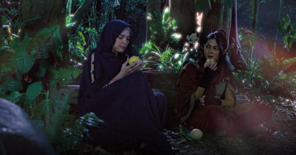 Sang'gre: Terra, Mitena hide identities from each other