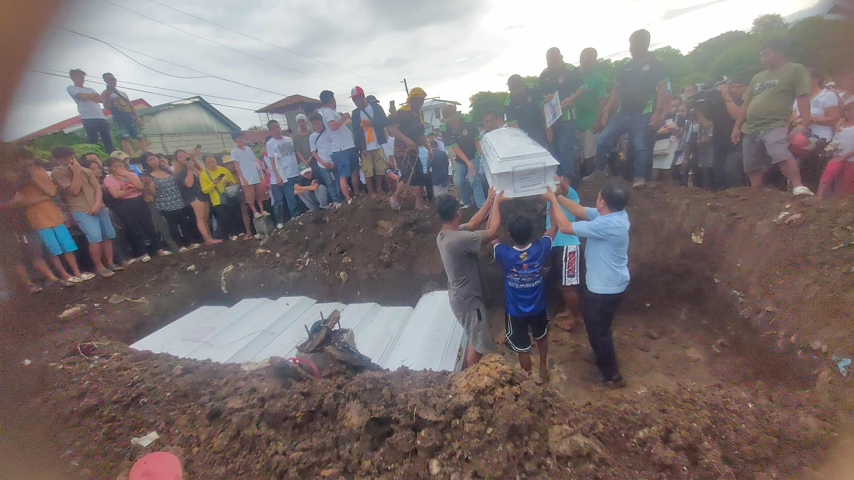 11 in Bogo City, Cebu who died in earthquake laid to rest