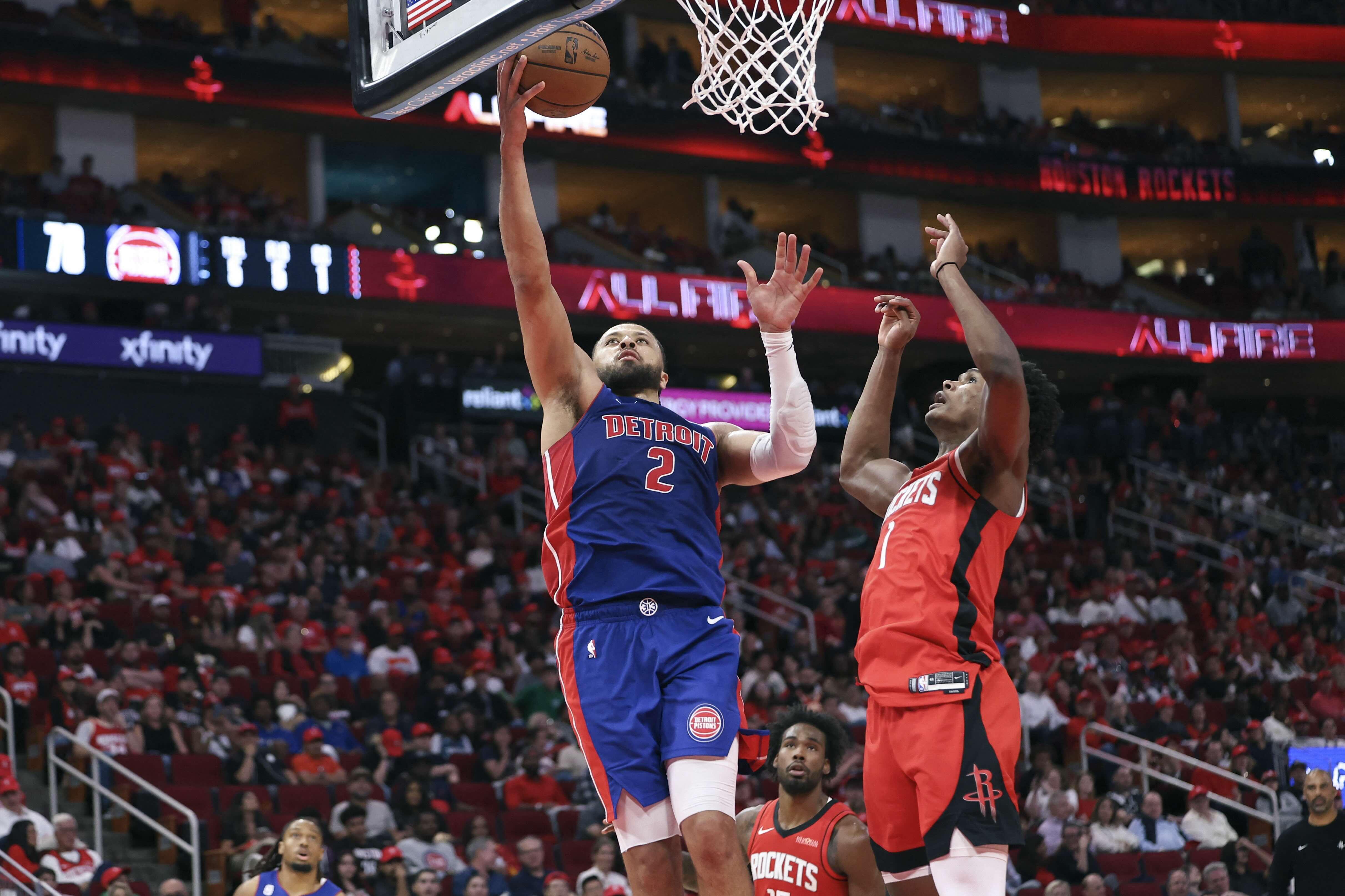 NBA: Kevin Durant scores 37, but Rockets drop see-saw battle with Pistons