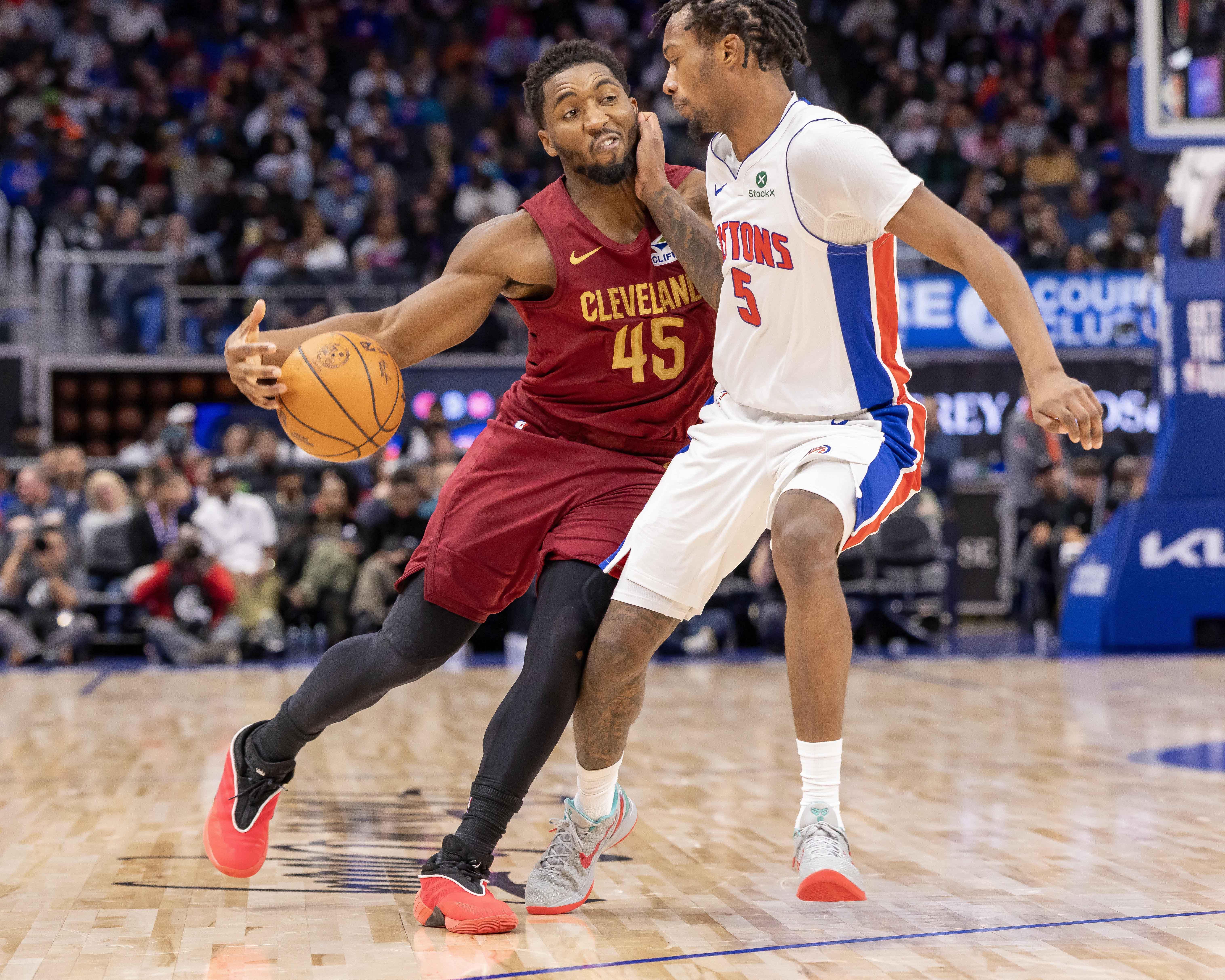 NBA: Donovan Mitchell, Cavs continue mastery of Pistons