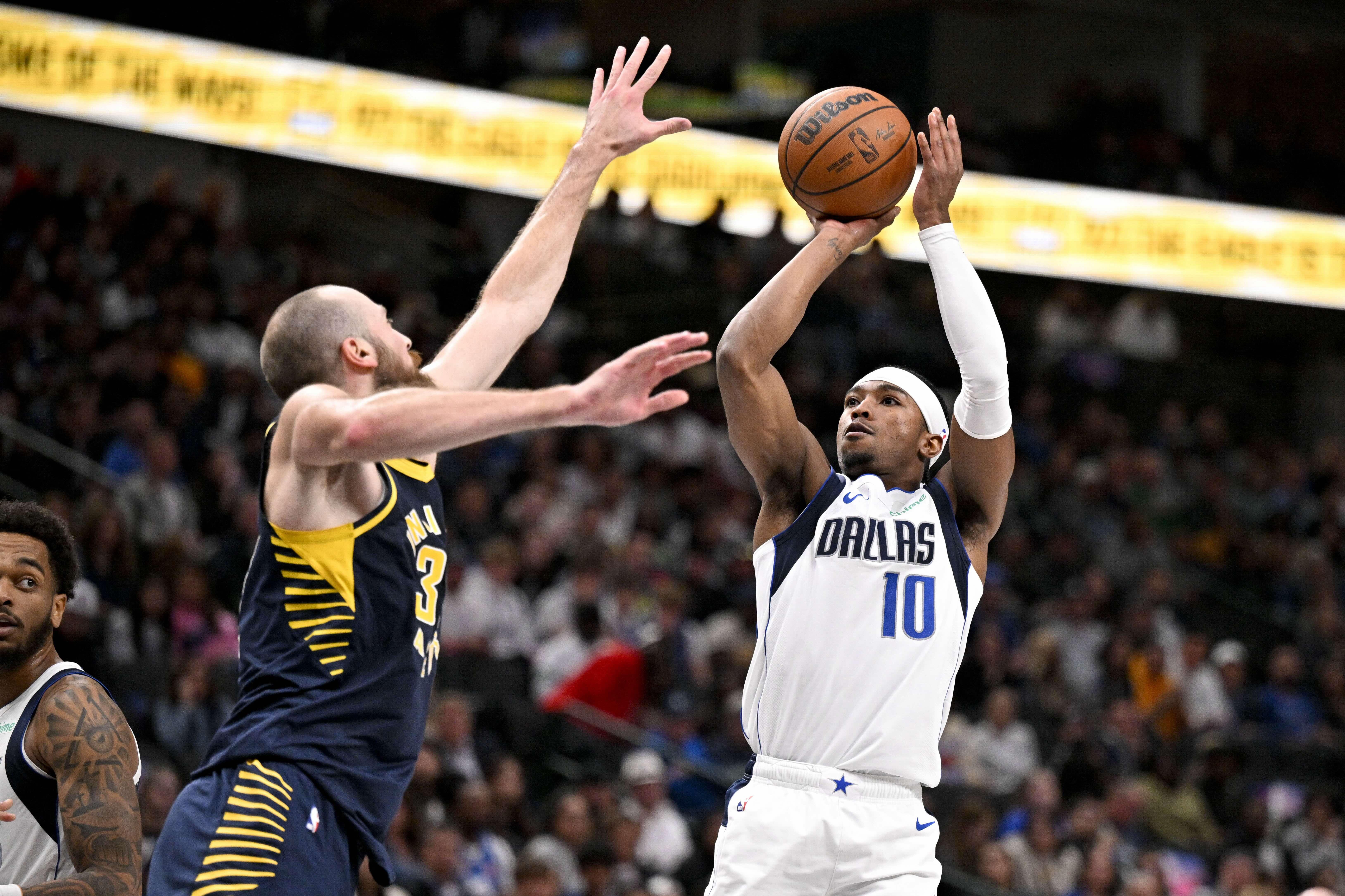 NBA: Mavericks' bench comes up big in win over Pacers