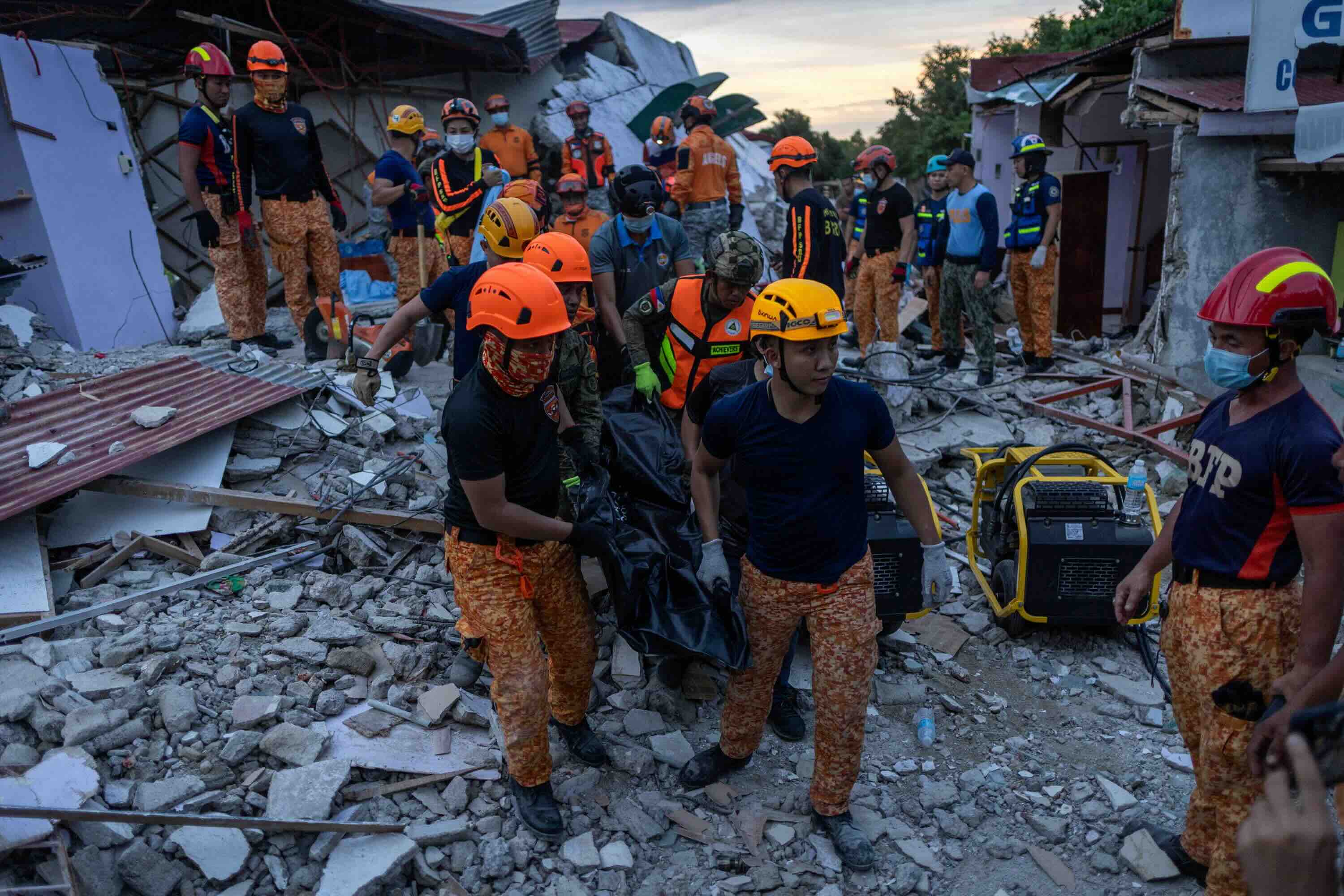 Why shallow earthquakes like in Cebu cause more damage than others