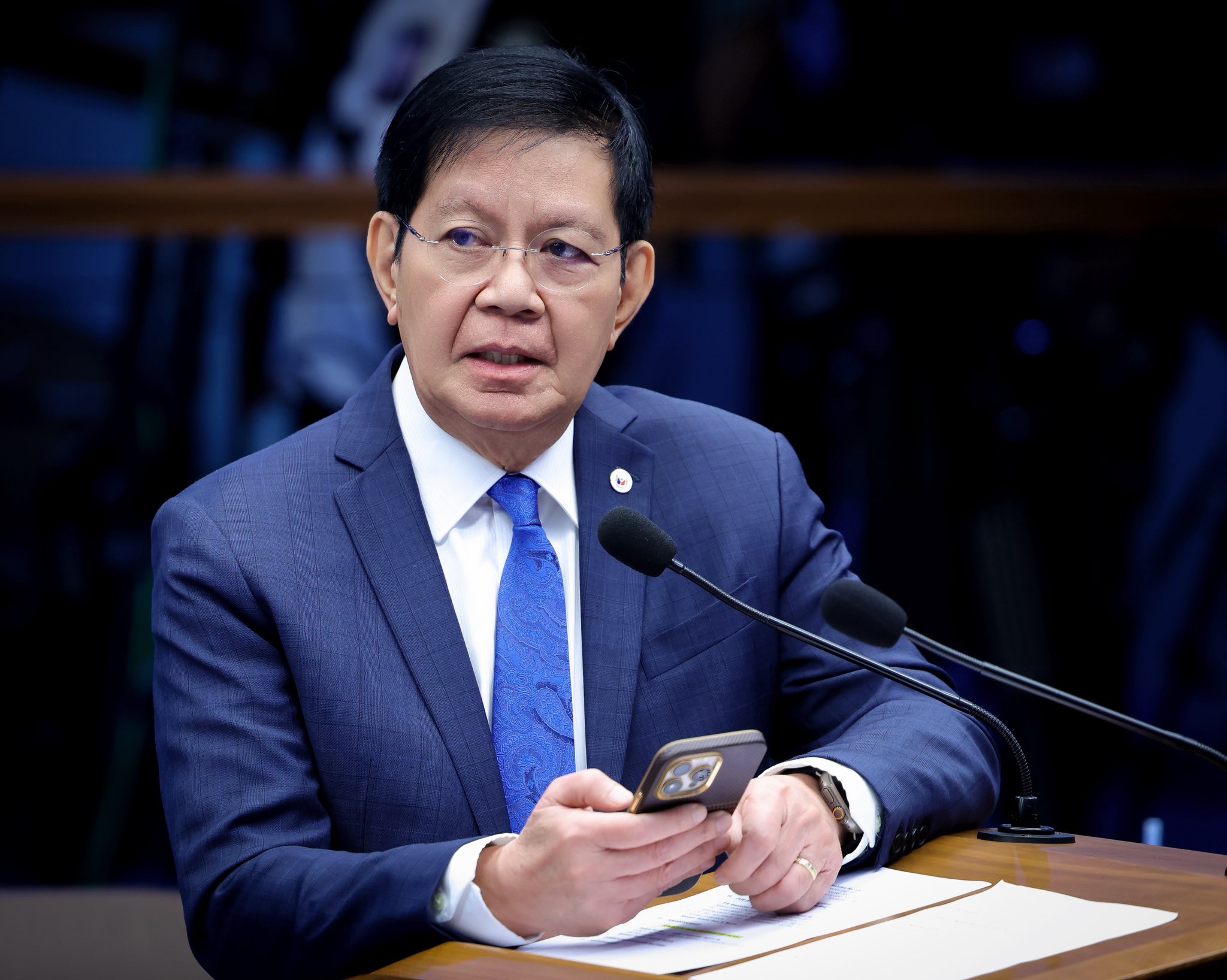 Lacson on photo with Discayas: First and only time I met them