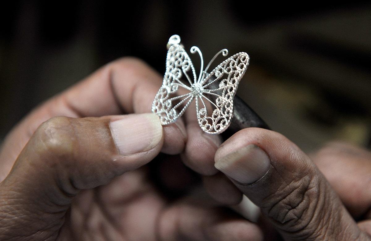 Silver price hits decades high as gold rush eases