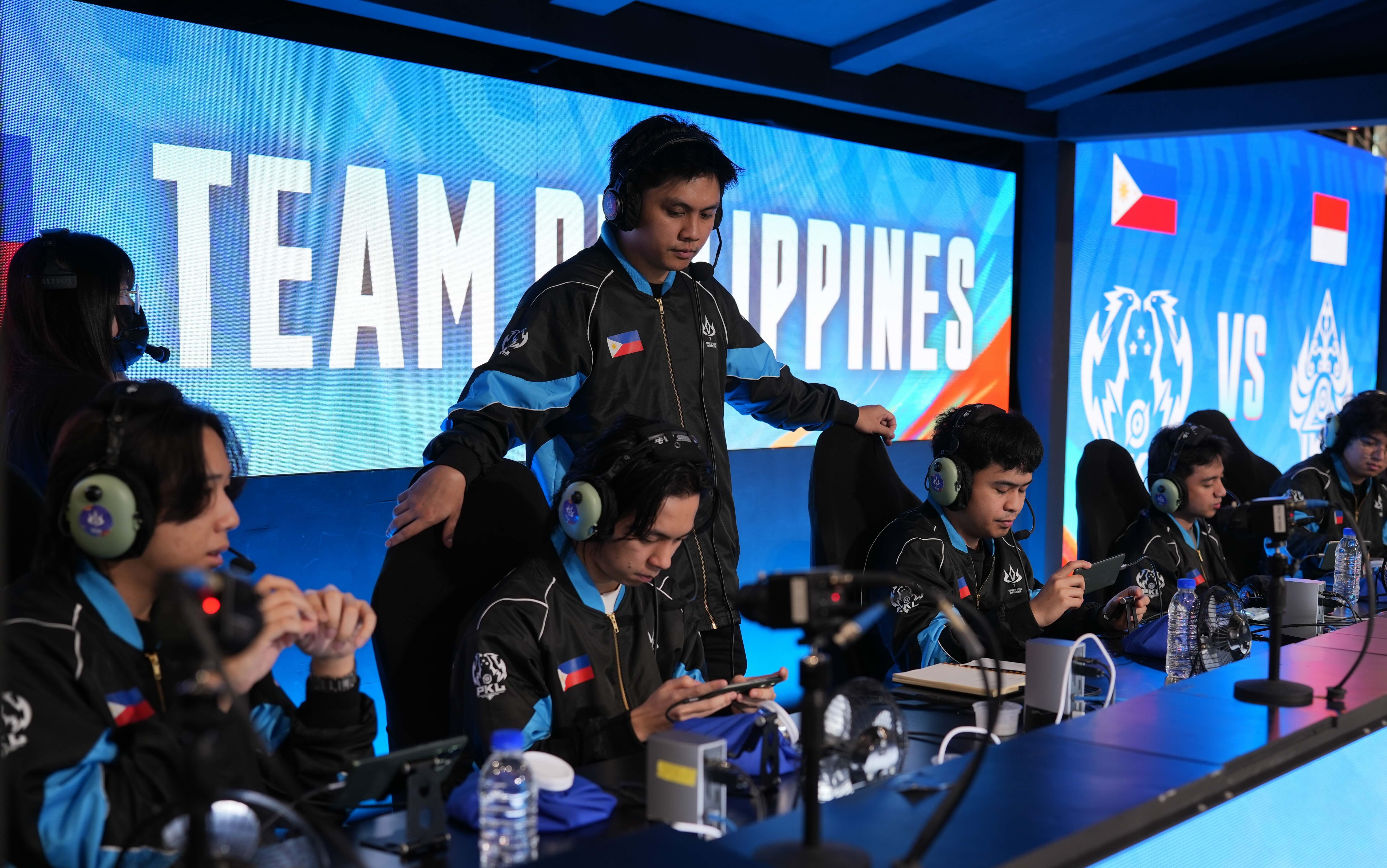 Rivals-turned-allies Blacklist International, WeTrnd unite for the flag in Honor of Kings Nation Clash run