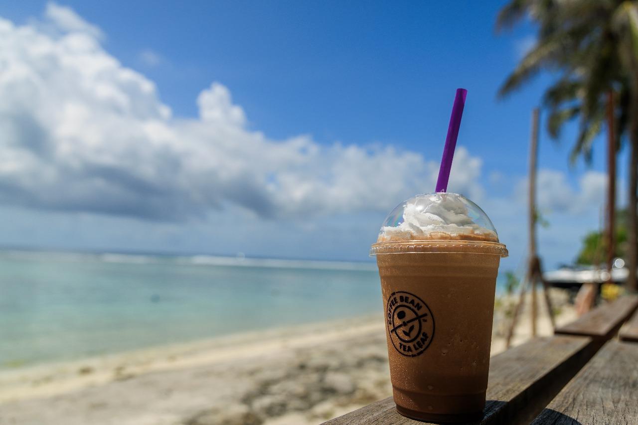 Jollibee’s Coffee Bean & Tea Leaf opens first Maldives store