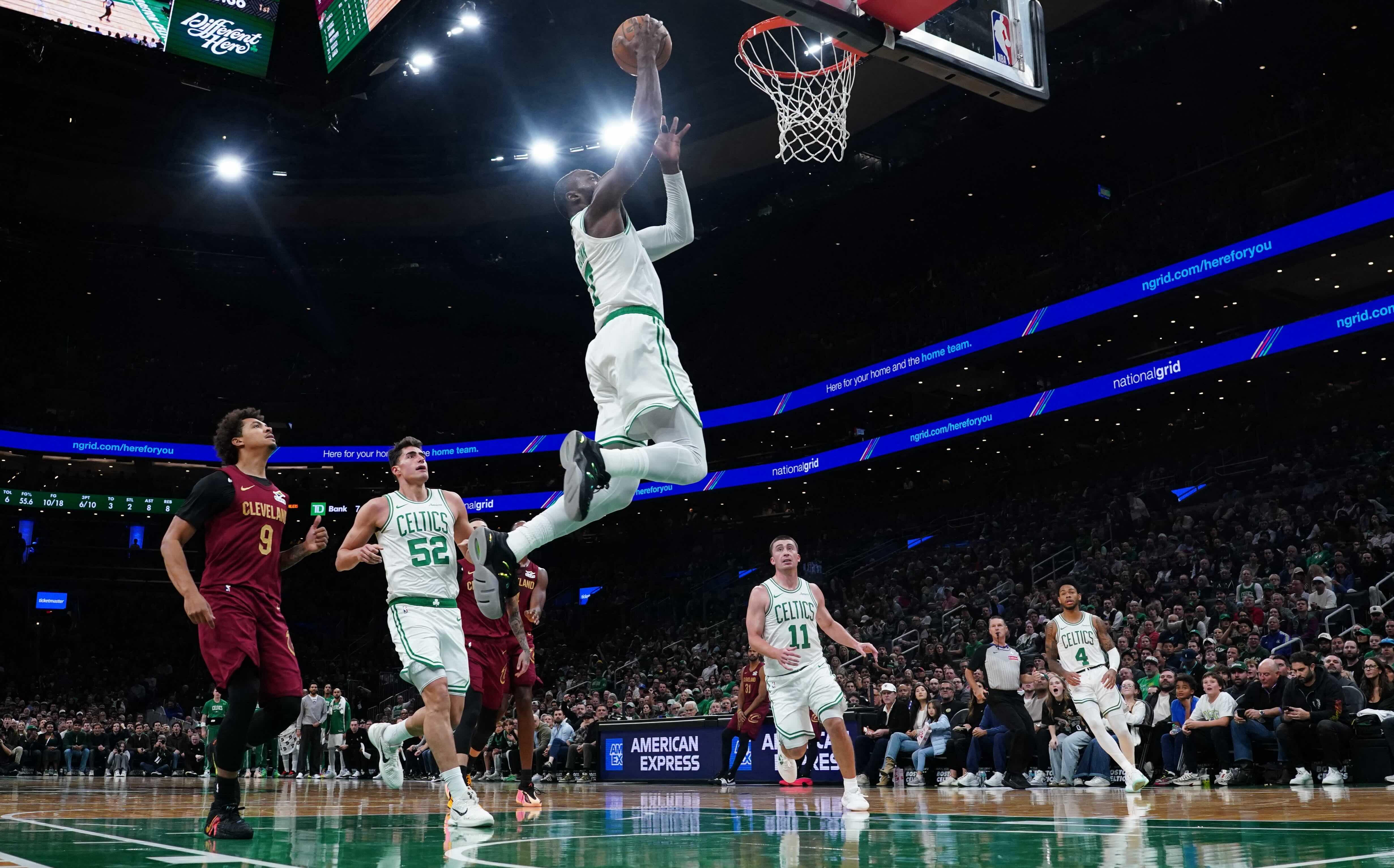 NBA: Jaylen Brown, Celtics pull away from Cavaliers