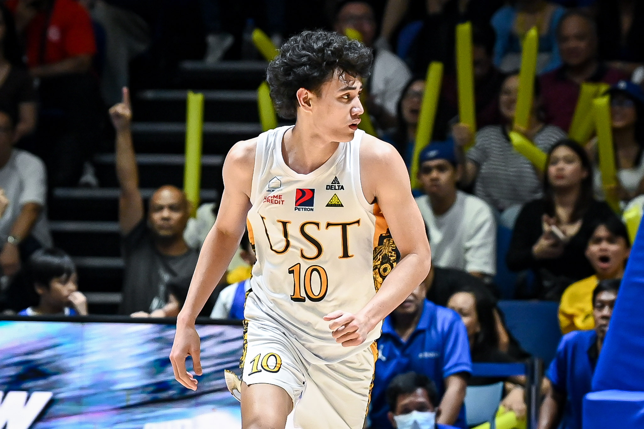 UST outlasts Ateneo in triple OT thriller at Blue Eagle Gym