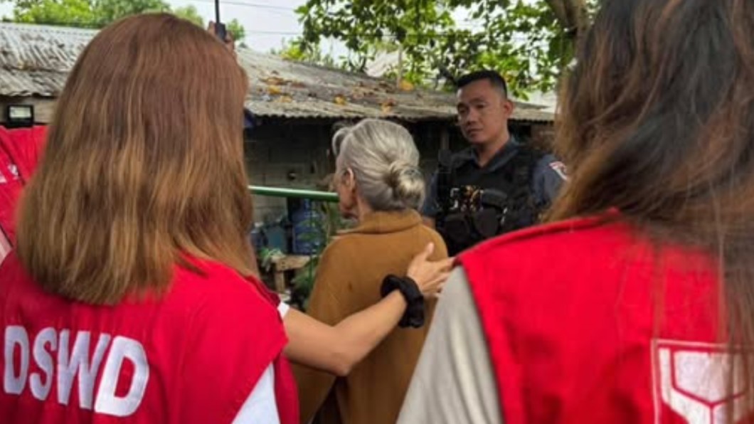 17 seniors rescued from 'unsafe, unsanitary' care facility in Bukidnon - DSWD