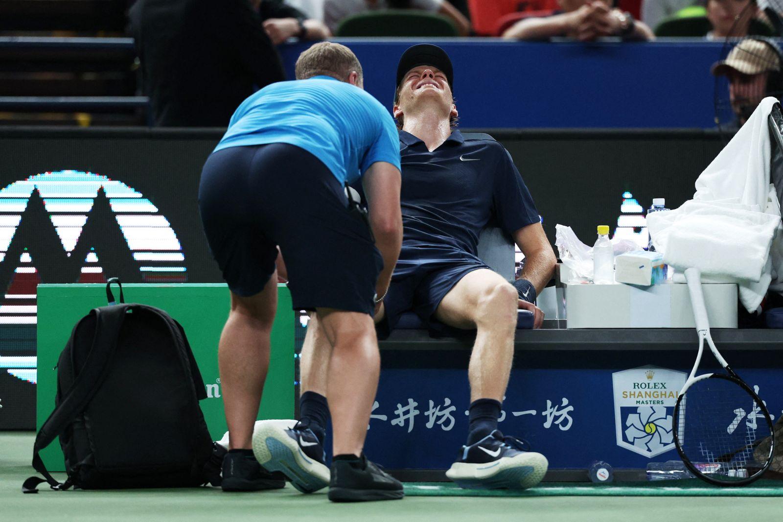 Tennis stars suffer, wilt and quit in 'brutal' China heat