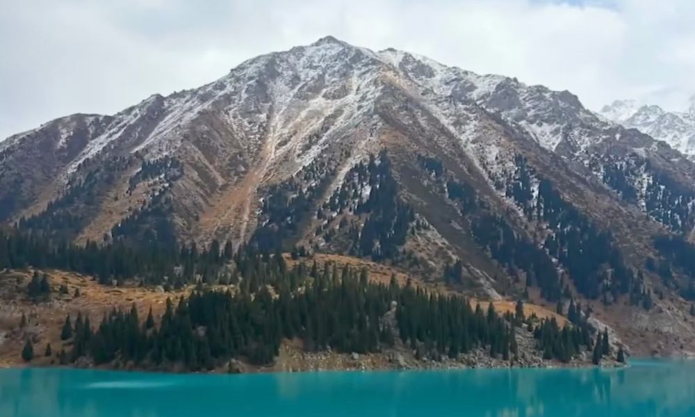 This Central Asian nation, a visa-free destination for PH passport holders, boasts of screensaver-worthy views