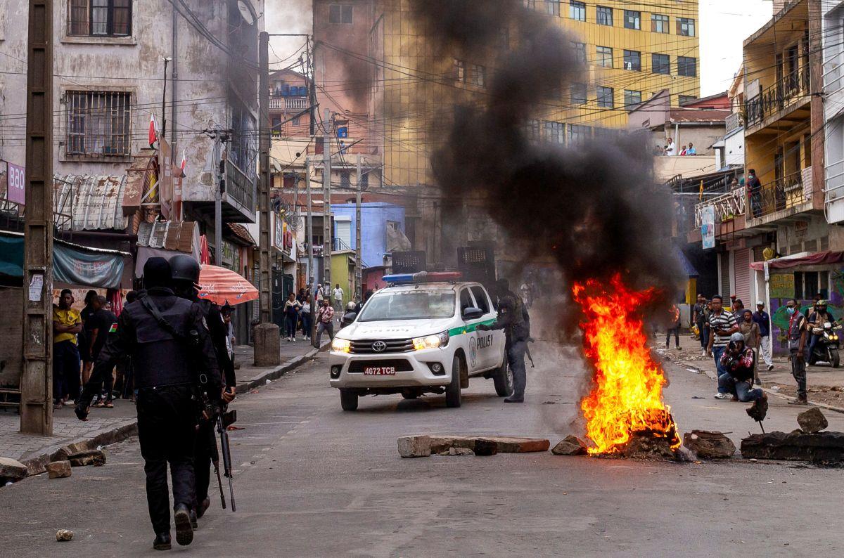 Madagascar protesters demand president's resignation in fifth day of rallies