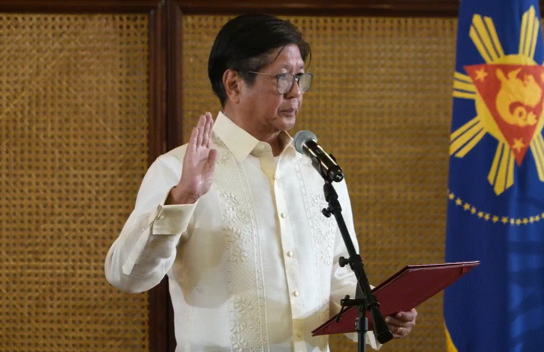 Marcos to AFP: Don't stand idle amid domestic threats