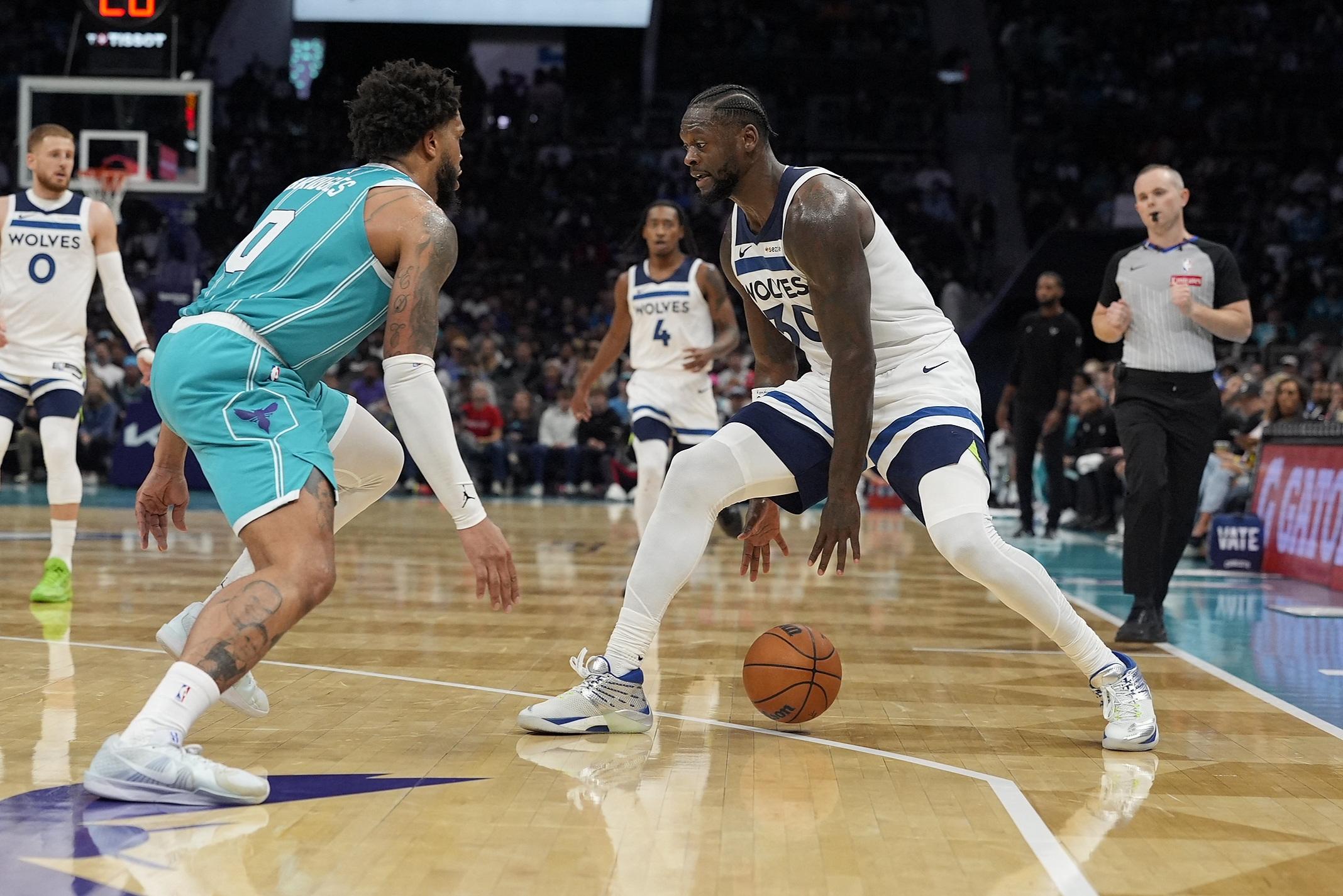 NBA: Julius Randle drops 30 as Timberwolves dominate 2nd half to beat Hornets