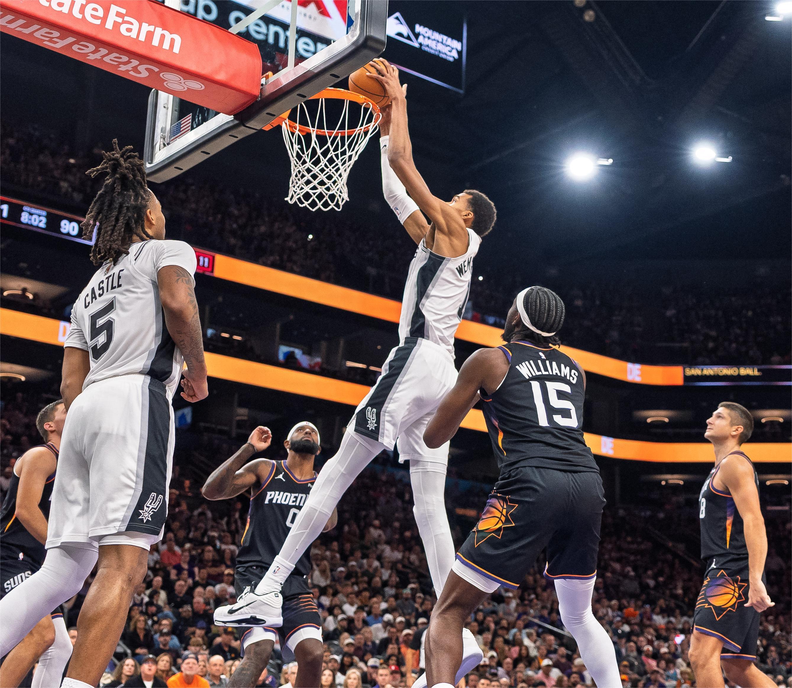 NBA: Hot-shooting Suns hand Spurs first loss