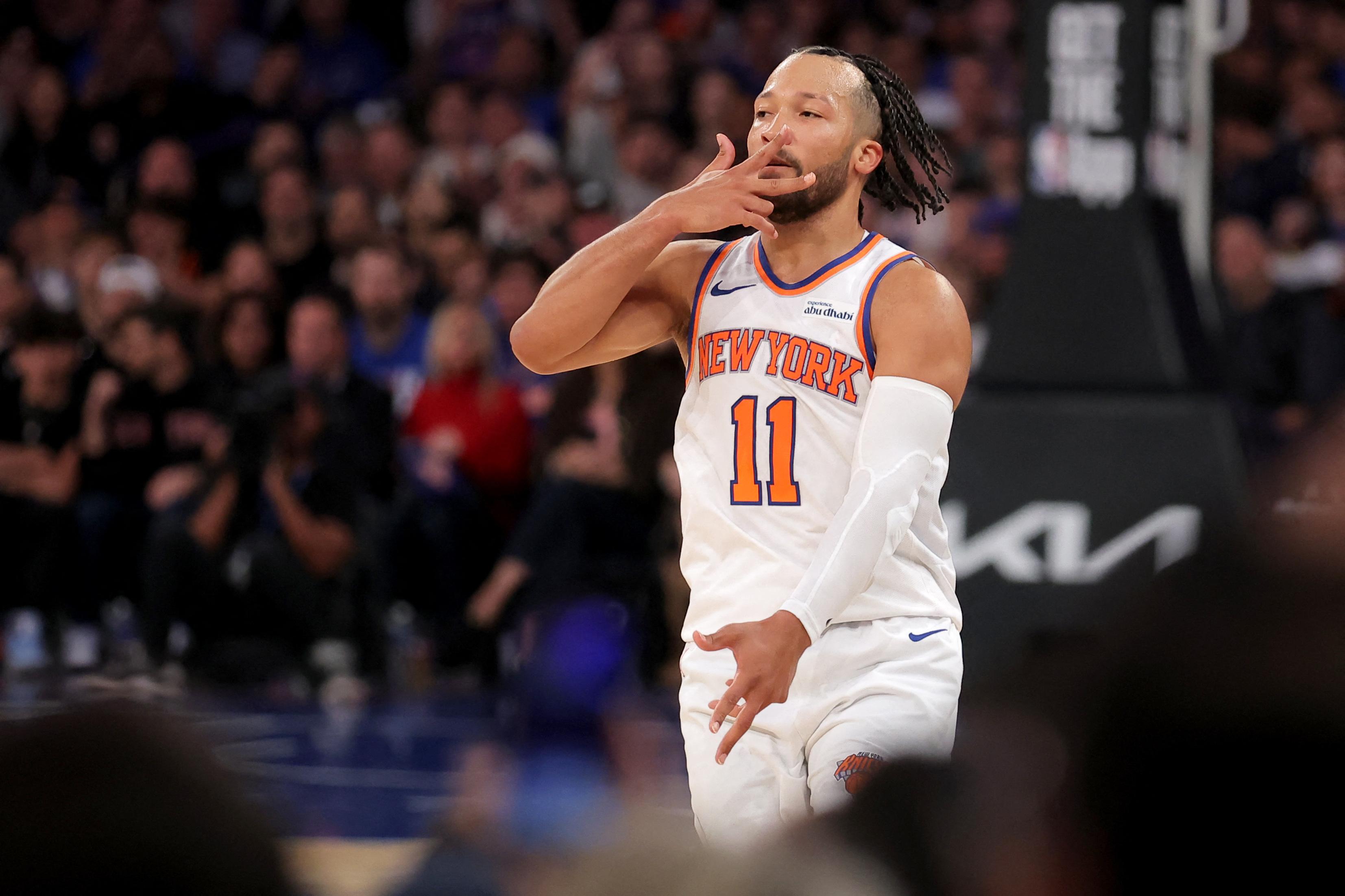 NBA: Knicks down Timberwolves to stay perfect at home