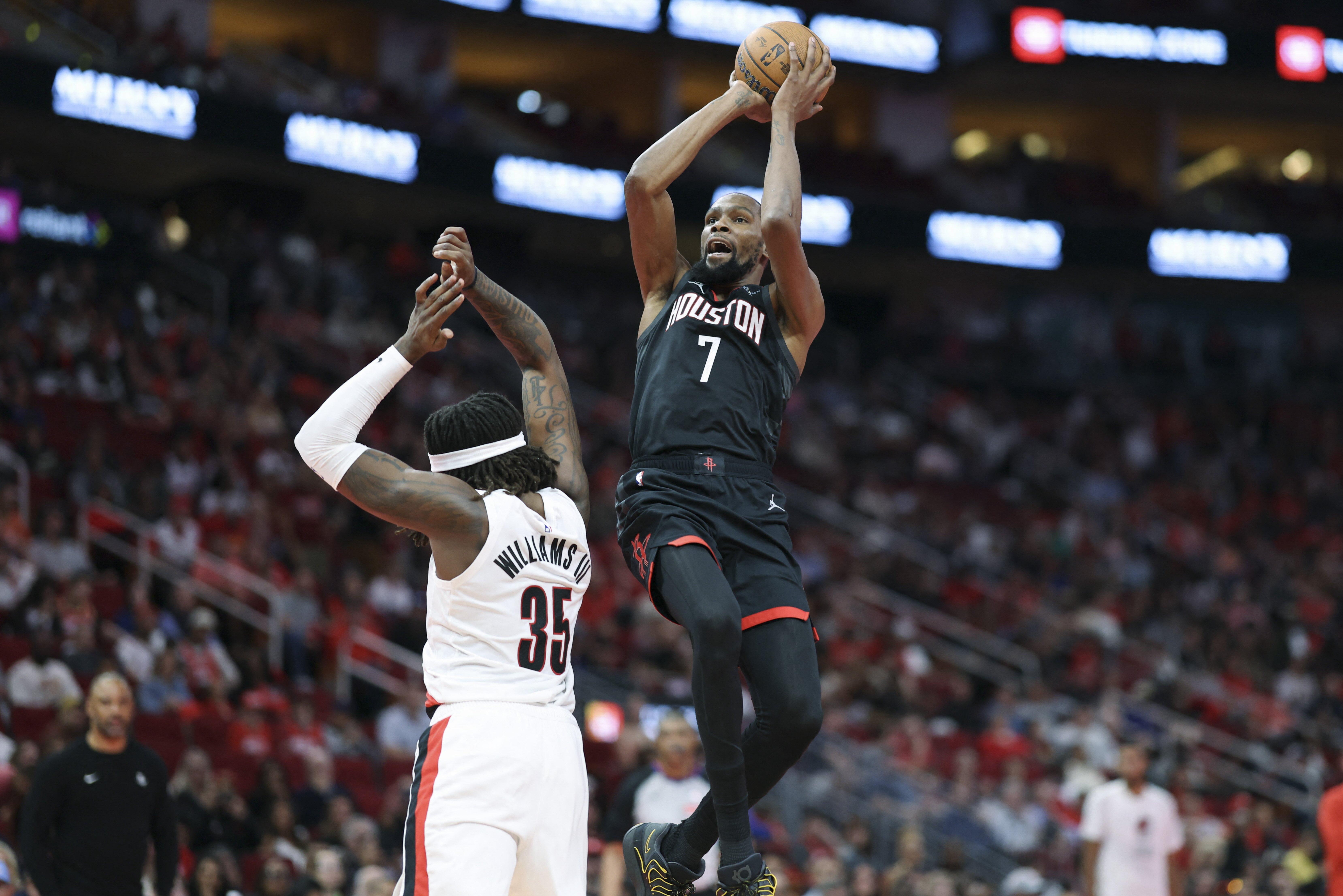 NBA: Rockets romp to 140 points in demolition of Trail Blazers