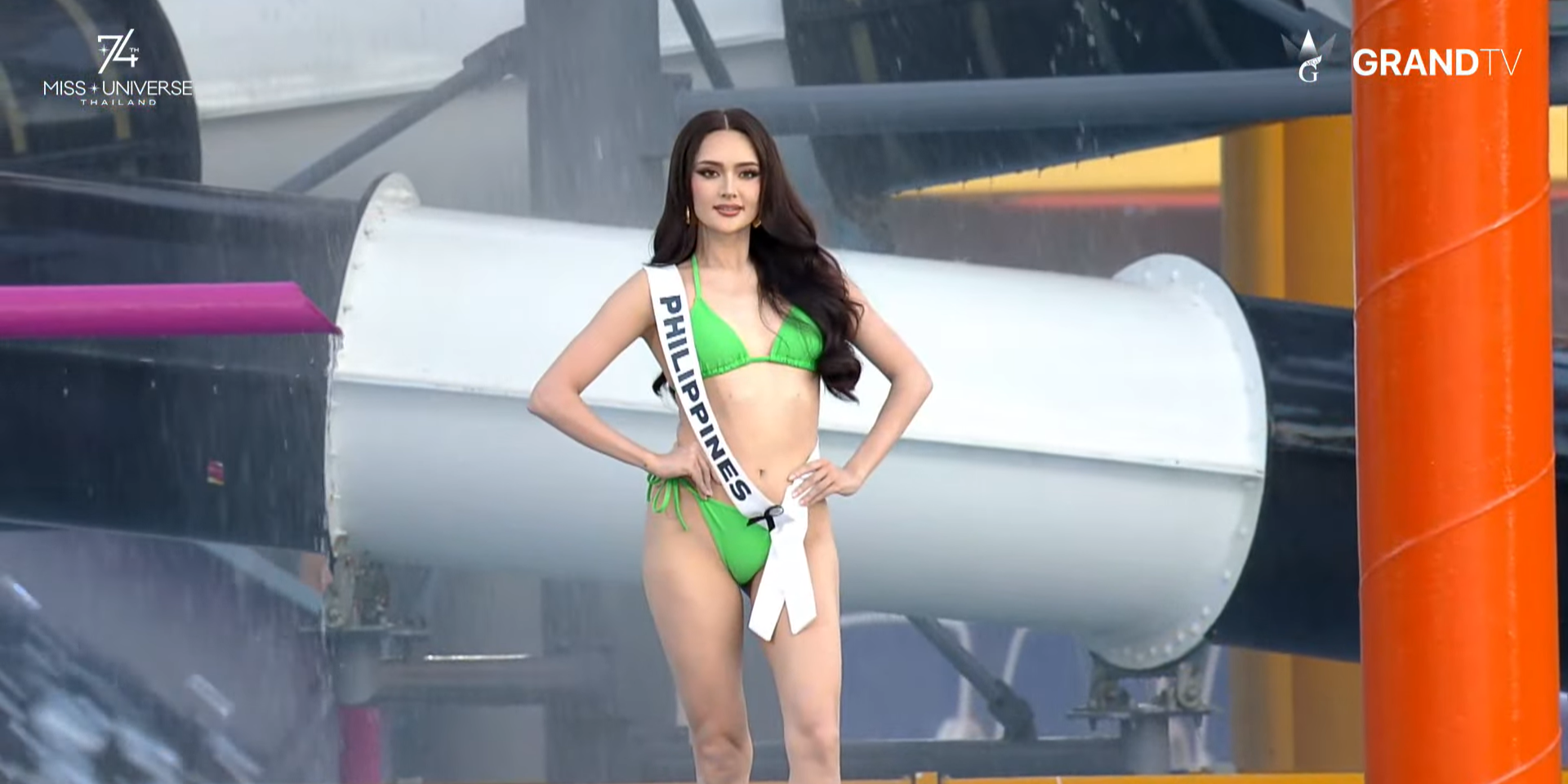 Ahtisa Manalo turns up the heat in Miss Universe 2025 swimsuit fashion show  | GMA News Online