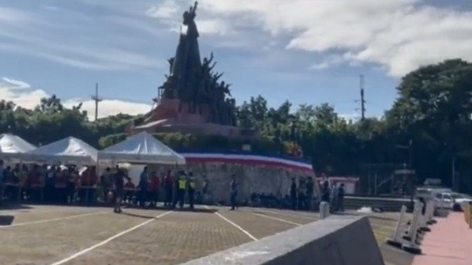 LOOK/WATCH: Anti-corruption rally at EDSA People Power Monument on Nov.16