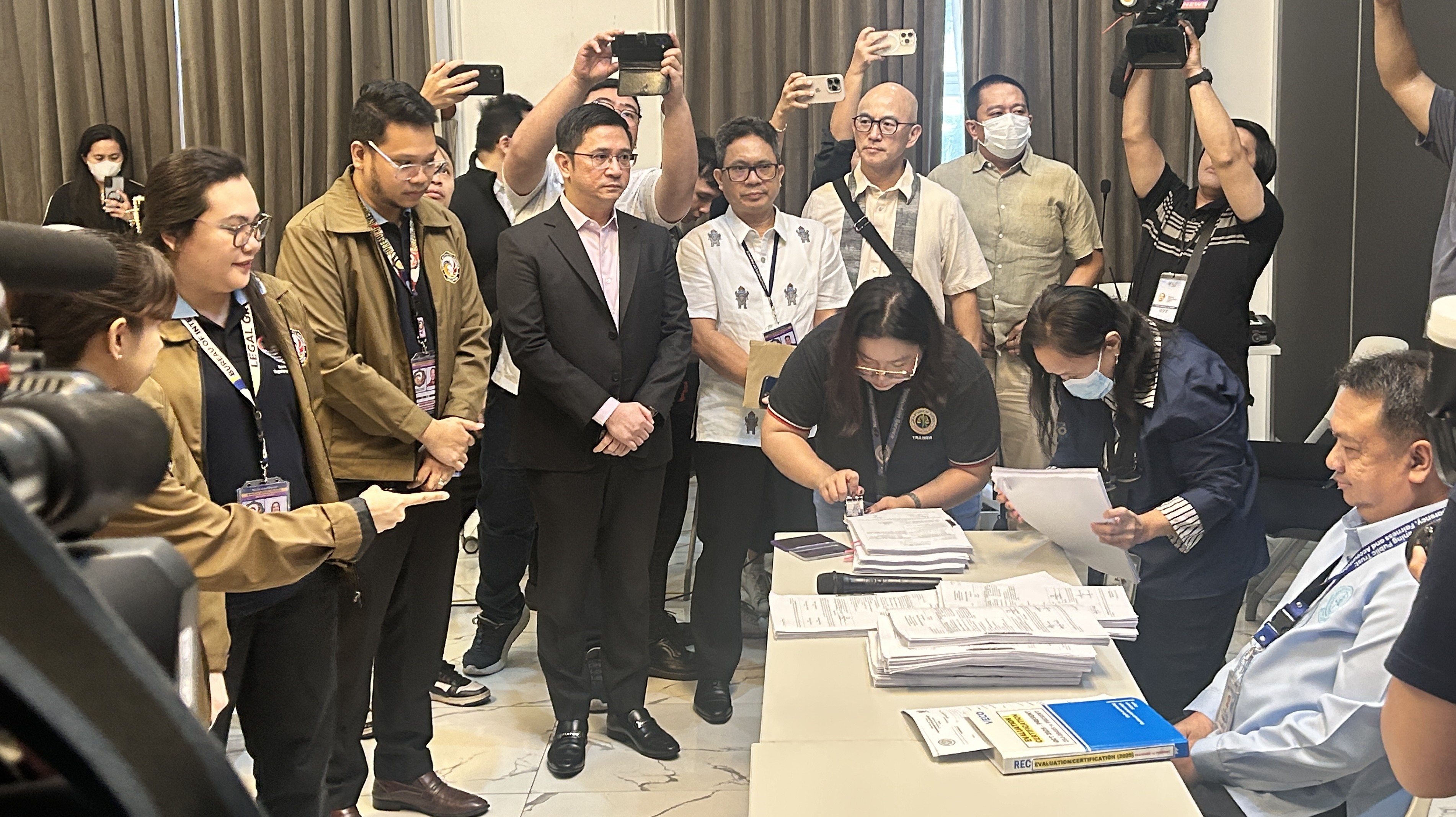 Tax evasion complaints filed vs 2 contractors over flood control mess