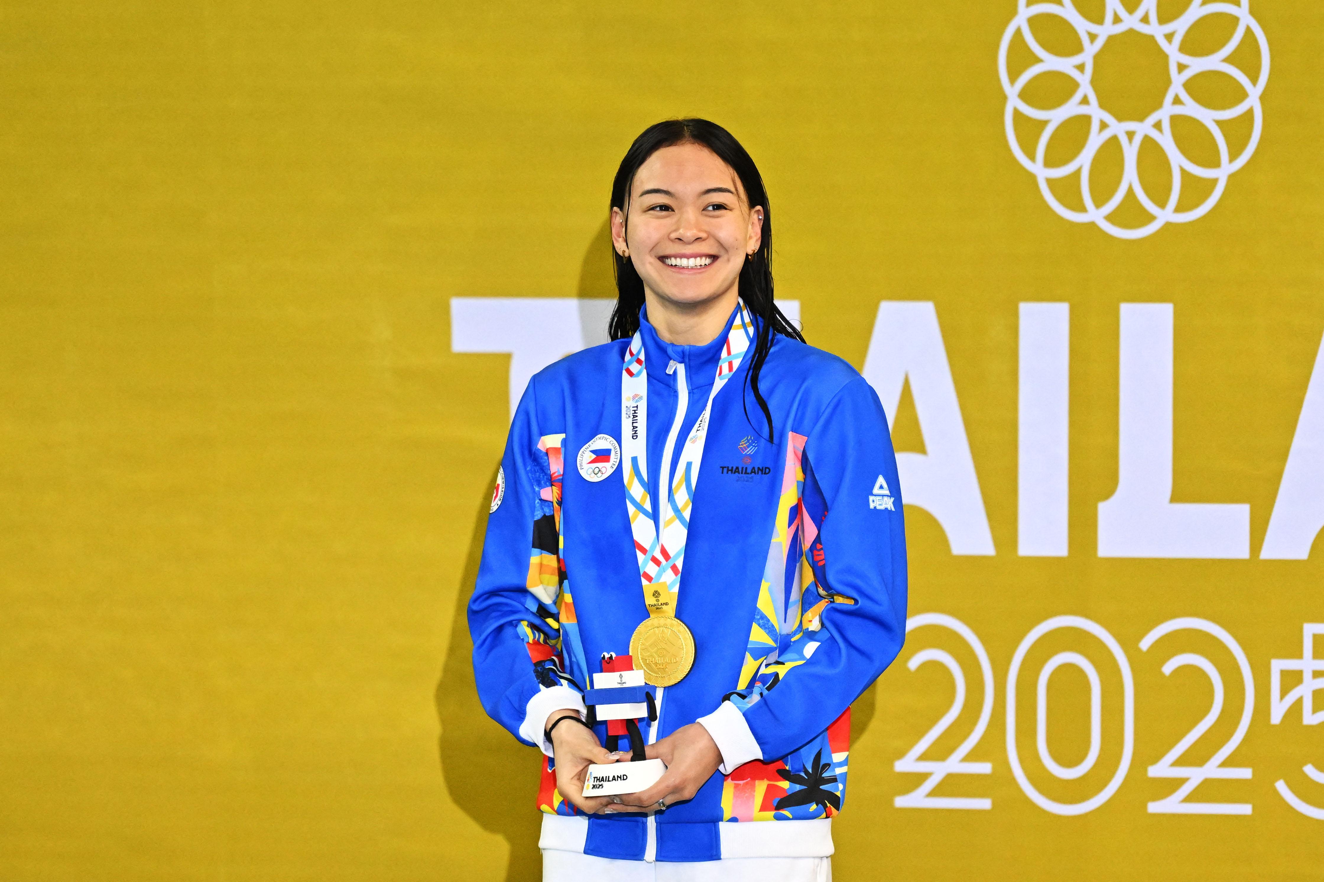 Who is Kayla Sanchez, Philippines" star swimmer in 2025 SEA Games?