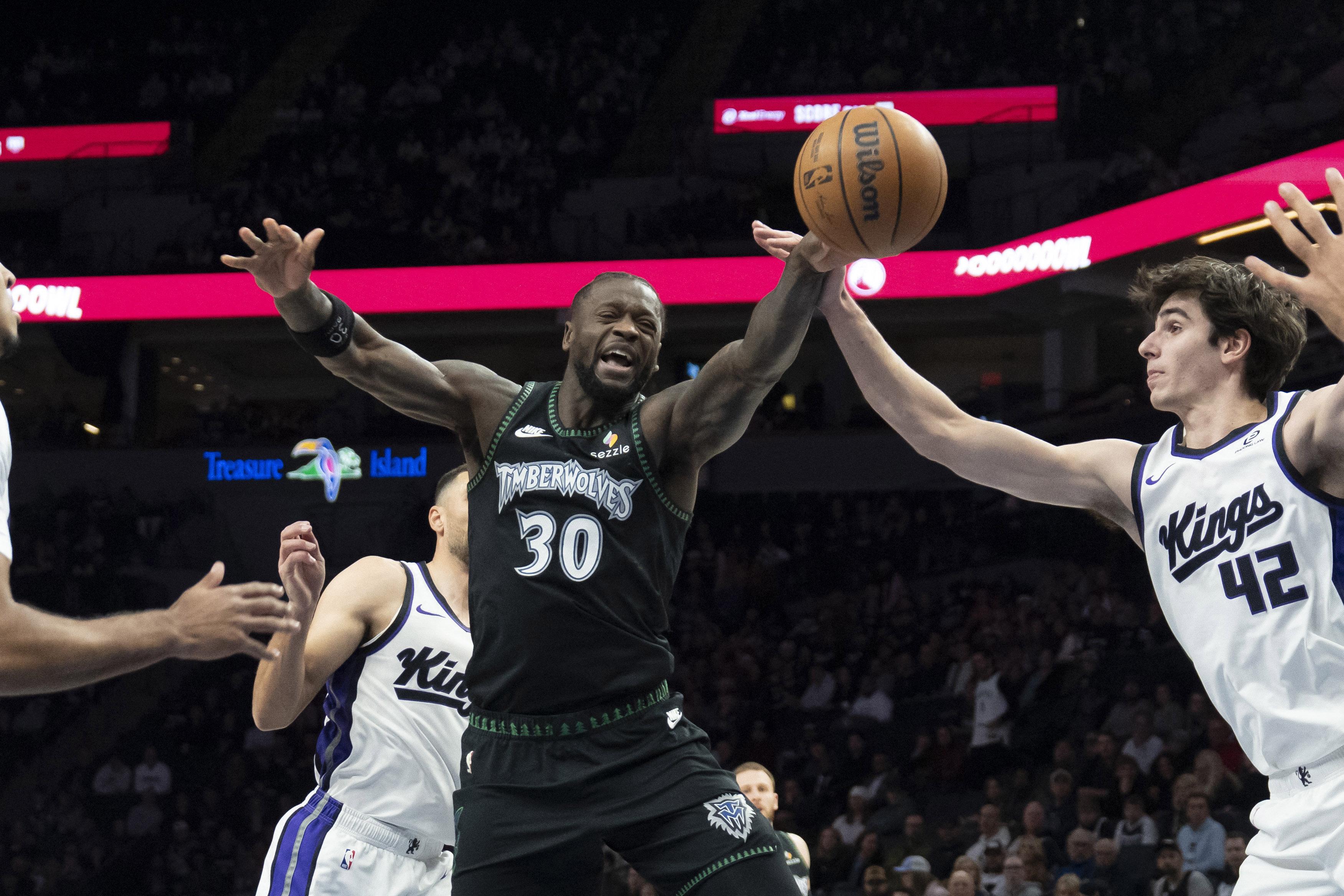 NBA: Short-handed Timberwolves stay hot, beat Kings