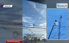 Ilang lugar, nawalan ng kuryente dahil sa lalaking tumulay sa kawad sa Davao City