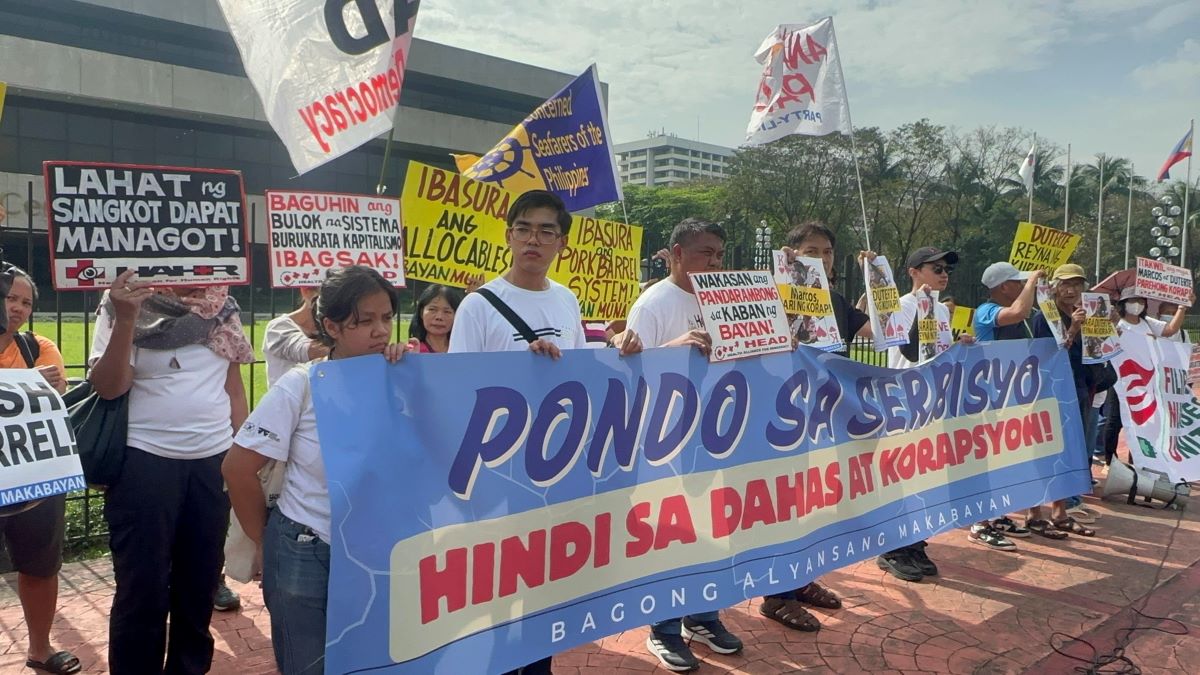 BAYAN launches protest ahead of bicam hearings: 'Jail the corrupt'