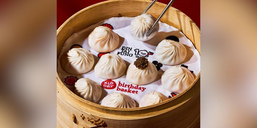 This xiaolongbao basket brings together 10 different flavors for a limited time 