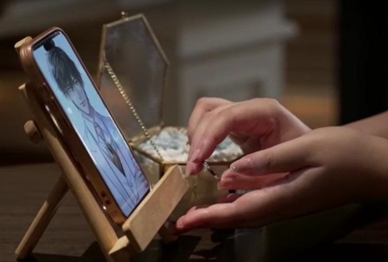 AI romance blooms as Japan woman weds virtual partner of her dreams