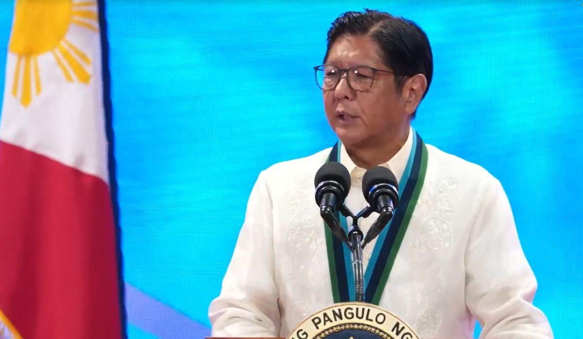 Marcos tells newly commissioned AFP officers: Remain loyal to the Republic | GMA News Online