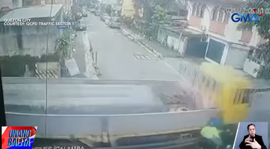 Motorcycle taxi, sumalpok sa gilid ng truck sa QC; rider at pasahero, sugatan