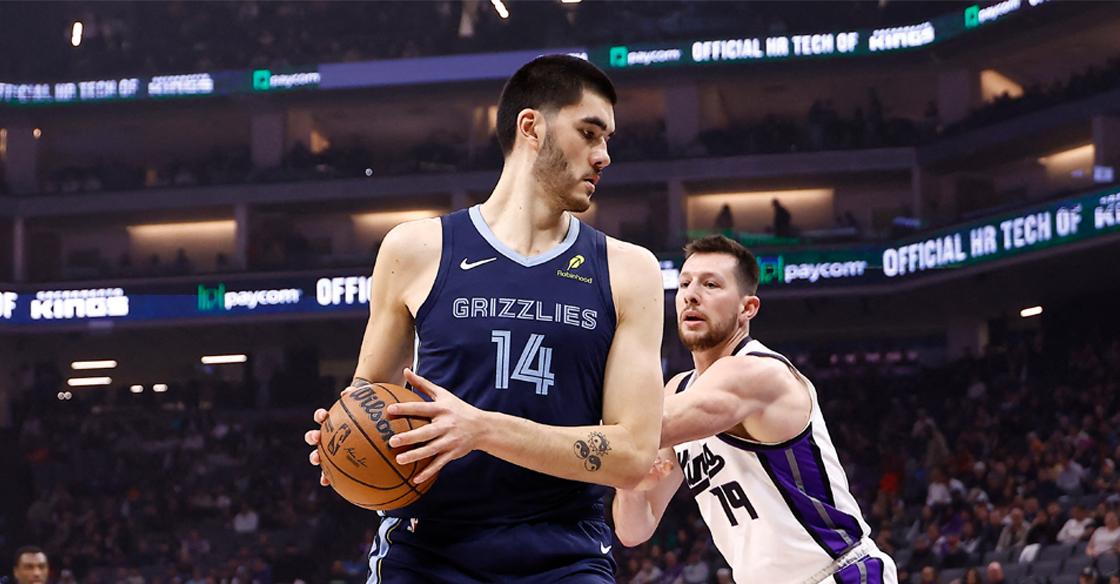 NBA: Zach Edey dominates as Grizzlies take down Kings