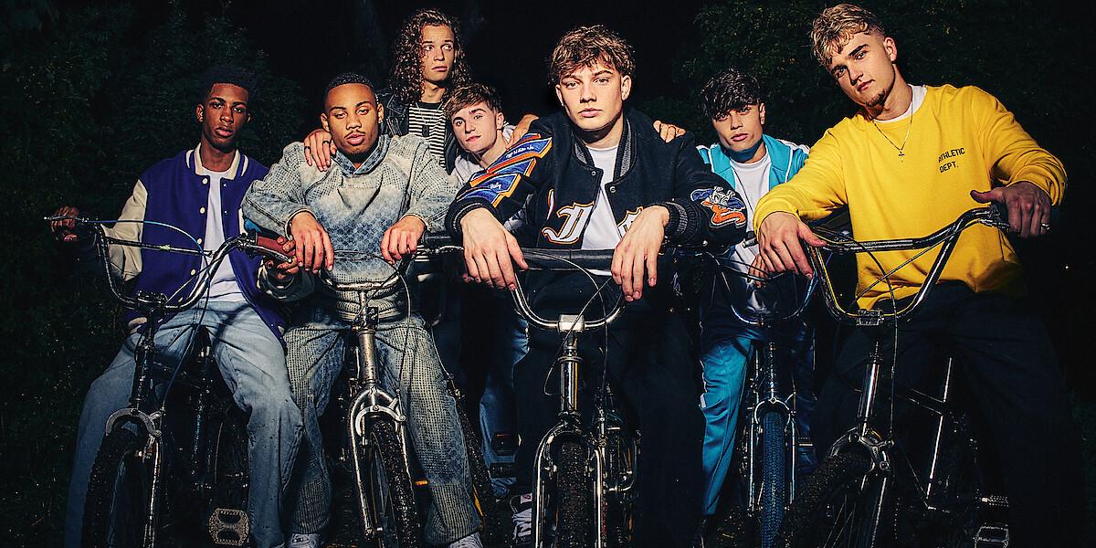 Simon Cowell announces new boyband called December 10 