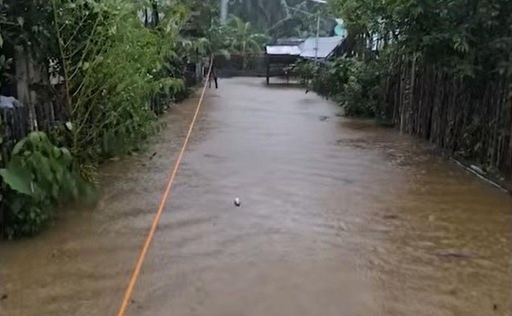 Flood in General MacArthur, Eastern Samar due to TD Wilma