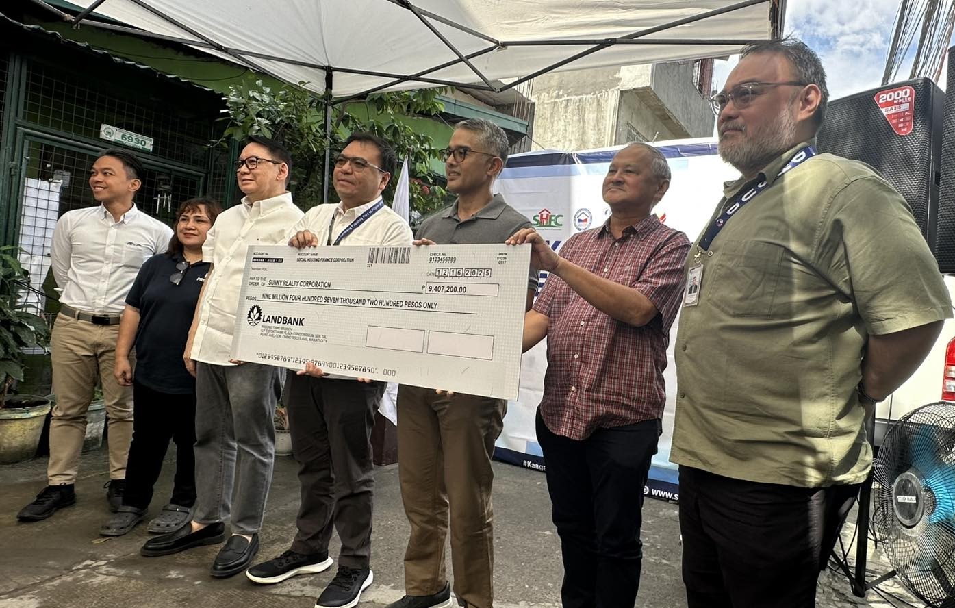 Two Pasig communities receive assistance from DHSUD, SHFC 