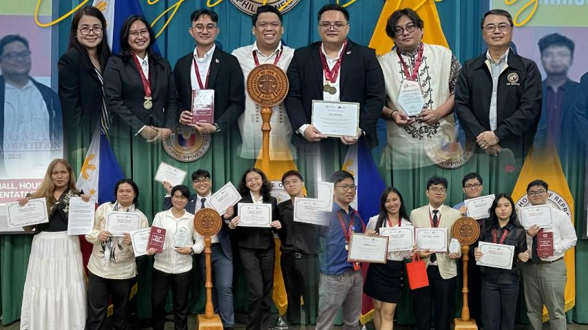 Winners of mock bill drafting competition