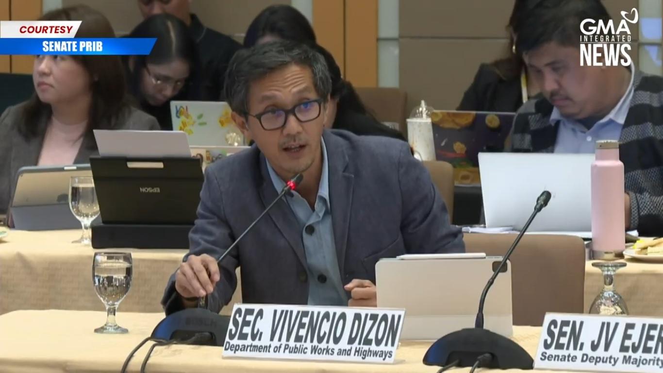 DPWH chief Dizon attends budget bicam hearing 