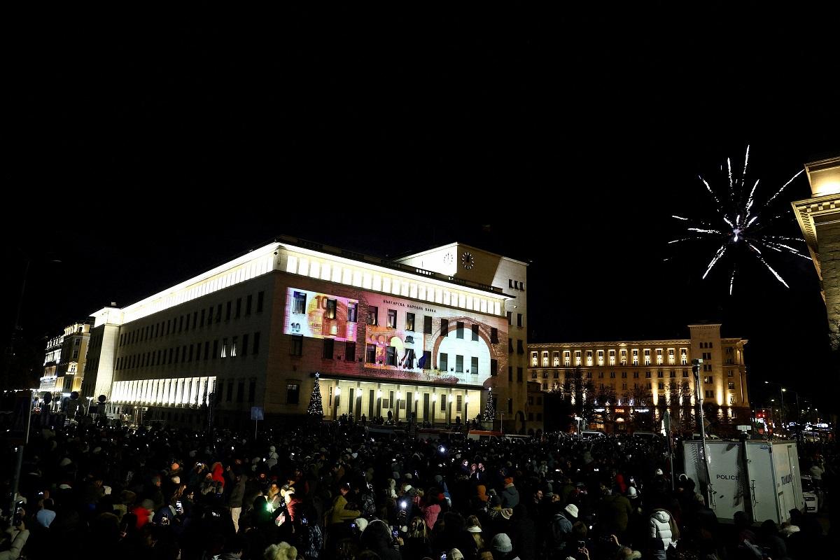 Bulgaria celebrates entry into euro zone, lev currency banished into history