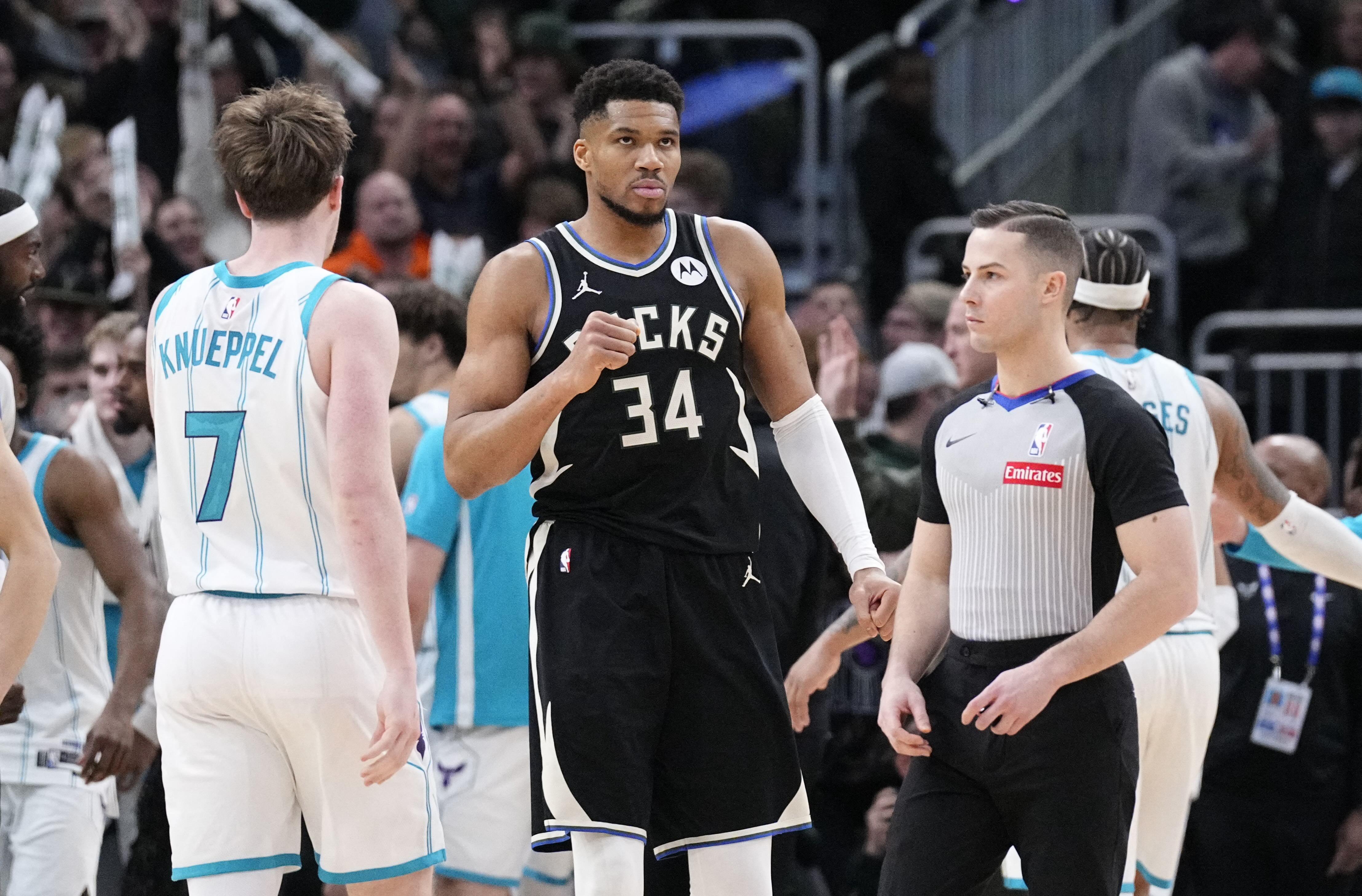 NBA: Giannis Antetokounmpo's late dunk lifts Bucks past Hornets